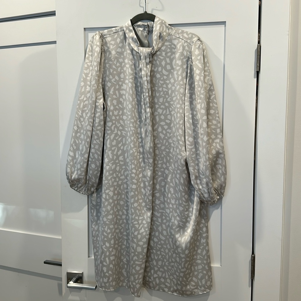 Ann Taylor Long-Sleeve Mock Neck Shift Dress